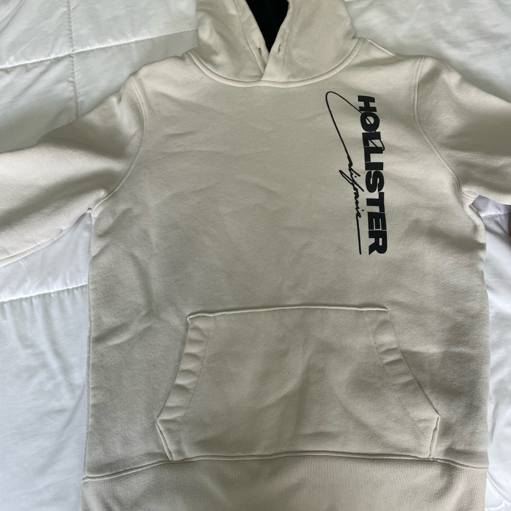 Hollister boys sweatshirt